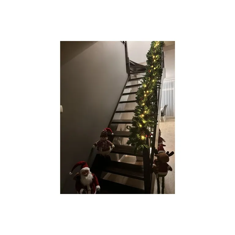 Karácsonyfa Girland LED Fényekkel - 270 cm, Prémium HQ Minőség