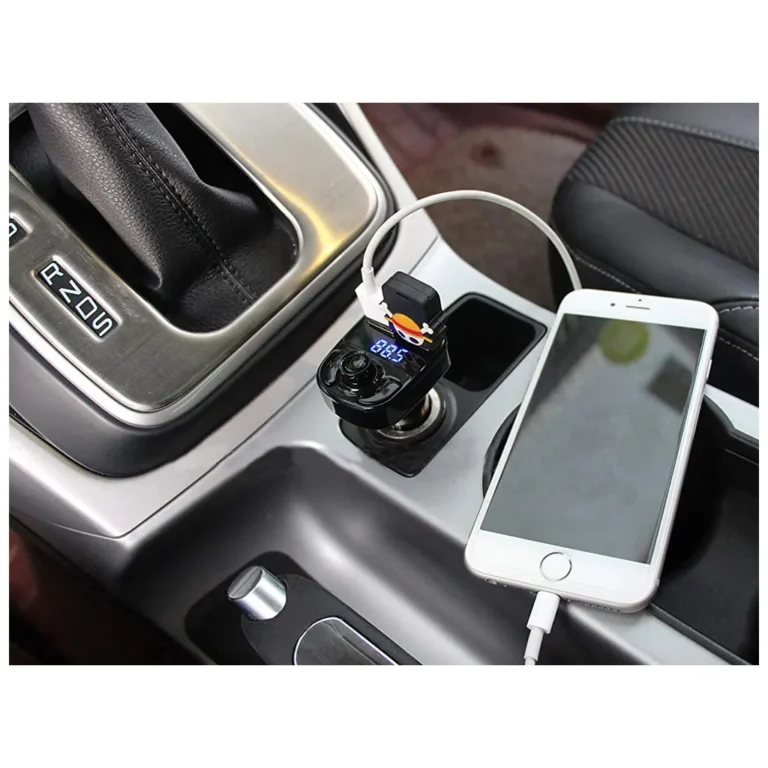 Autós bluetooth rádió, töltő, transzmitter, 2xUSB port, fekete, 7 cm