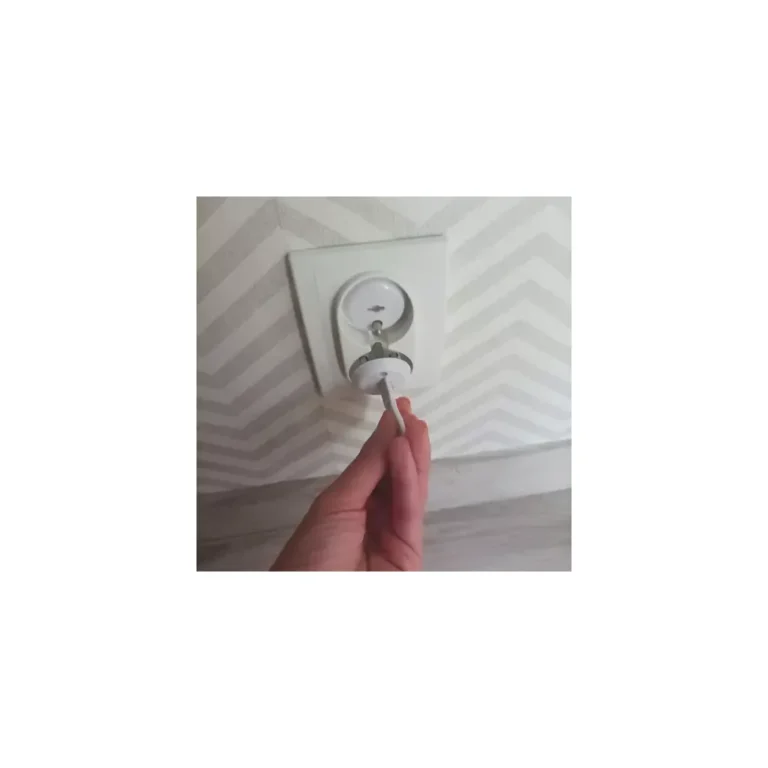 Ruhhy Konnektorvédő nyitó kulccsal, 15+3db,  3,7 x 2,3 cm, fehér