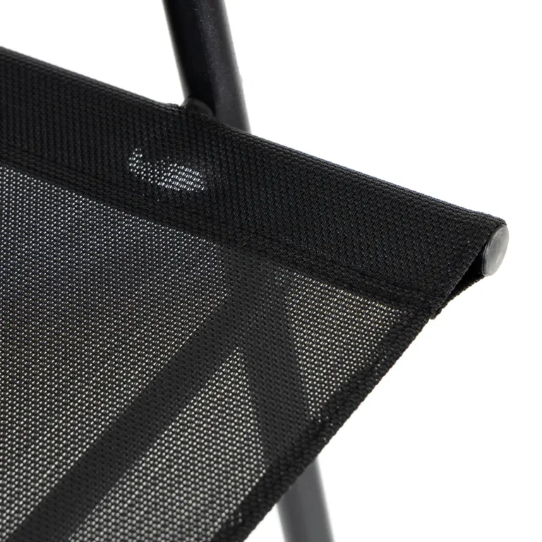 Kerti bútor garnitúra üveges asztallal (80×70 cm), 4 székkel, napernyővel (157x3x206 cm), porzsórt acél váz, szürke-fekete