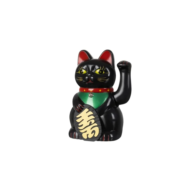 Tradicionális japán szerencsehozó integető macska, fekete