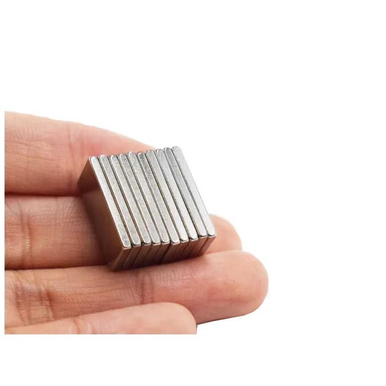 Stabil neodímium mágnesek 10 darabos készletben korróziógátló bevonattal, 10mm x 5mm x 1.5mm