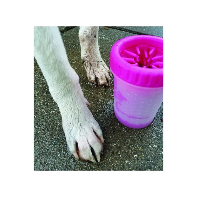 Szilikon tüskés kutyamancs tisztító pohár, M méret, 11cm x 9cm, rózsaszín