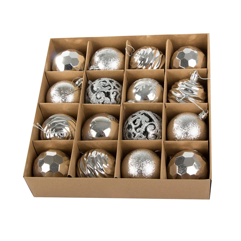 16 darabos ezüst karácsonyfadísz készlet - ünnepi mintákkal