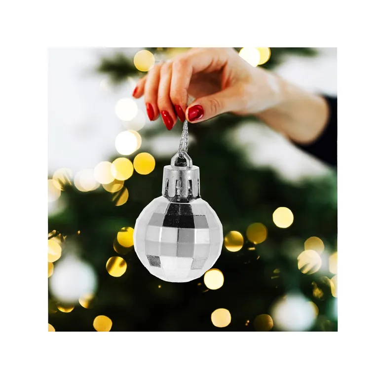 Karácsonyfa díszgömb készlet - 36 darabos, 6 cm-es, nem törékeny, fehér és ezüst színben