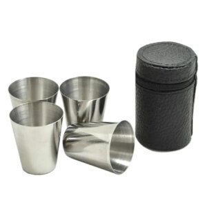 Rozsdamentes acél pálinkáspohár készlet eko-bőr tokkal, 4 db 30 ml