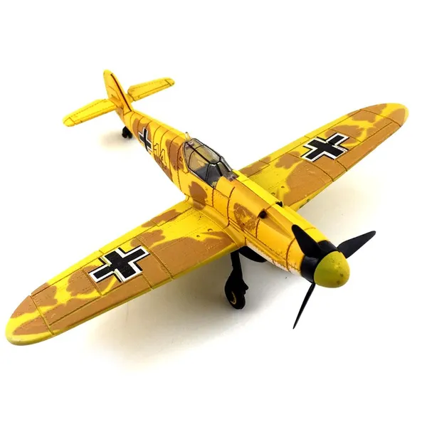 Bf-109 repülőgép modell 1:49 műanyag készlet