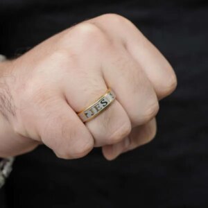 Divinus arany Jézus gyűrű - kiváló minőség, egyedi védelem
