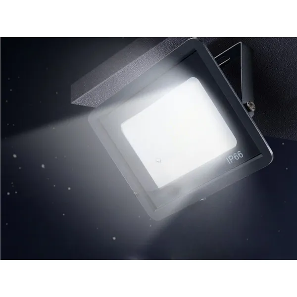 Kültéri led reflektor 30w 6000k ip66 vízálló - Image 3