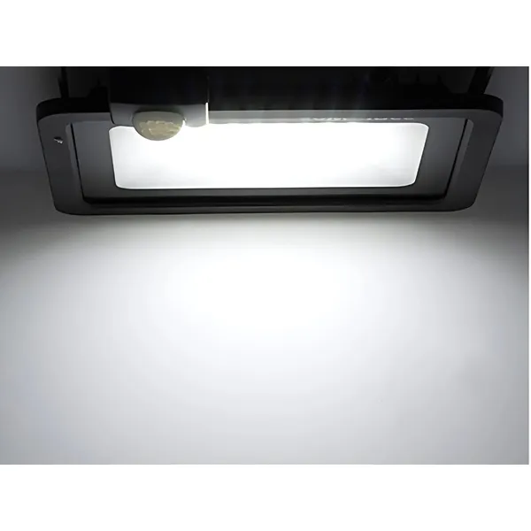 Kültéri led reflektor 30w 6000k ip66 vízálló - Image 6