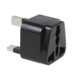 Univerzális hálózati adapter UK dugóval, földelt, 13 A, fekete