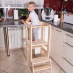 Állítható magasságú fenyőfa tanuló torony, 12 hó+, 100 kg teherbírás